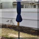 L02. Outdoor umbrella. 